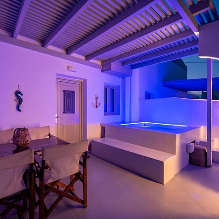 Aerenia Luxury Suites 卡特瑞杜斯 外观 照片