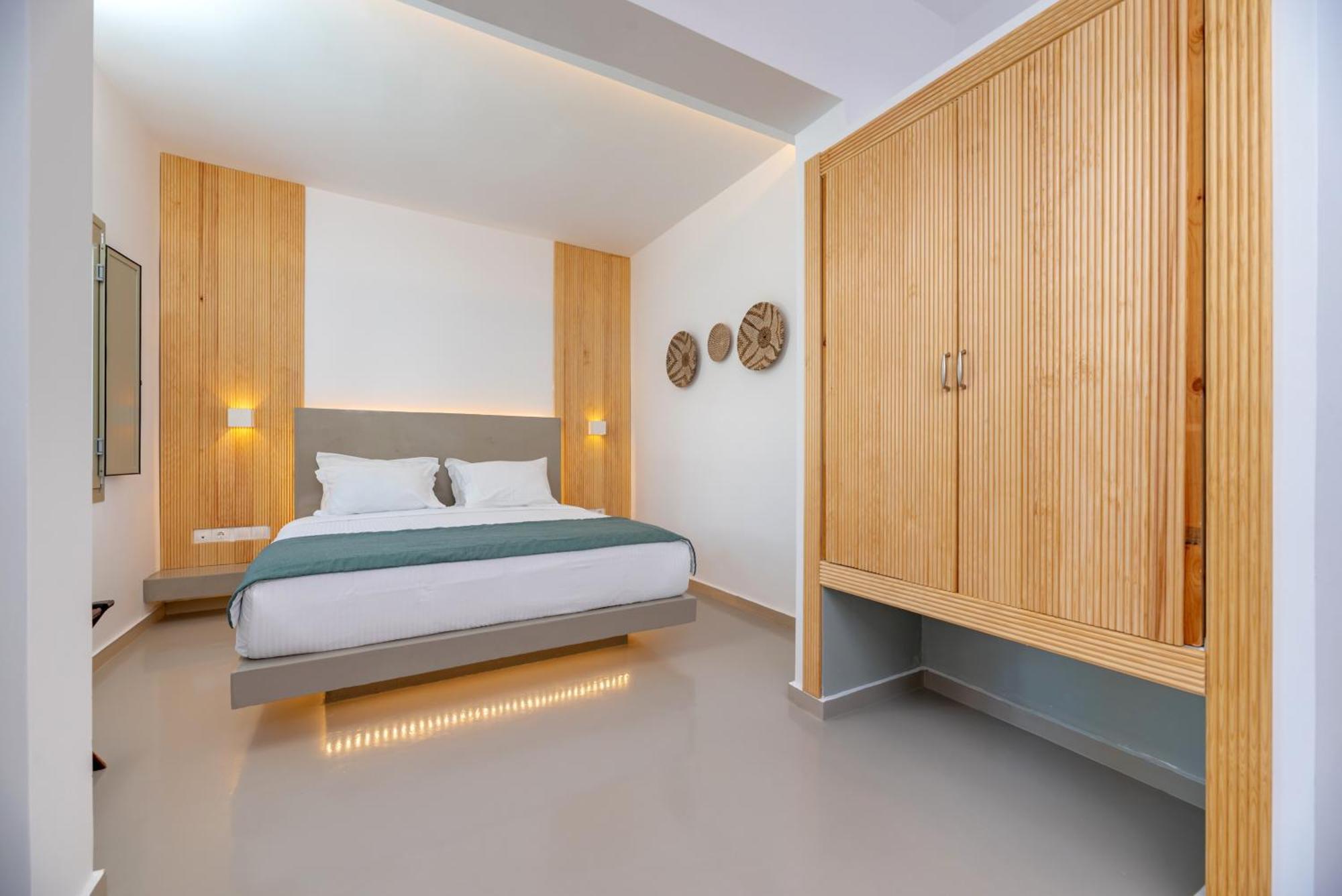 Aerenia Luxury Suites 卡特瑞杜斯 外观 照片