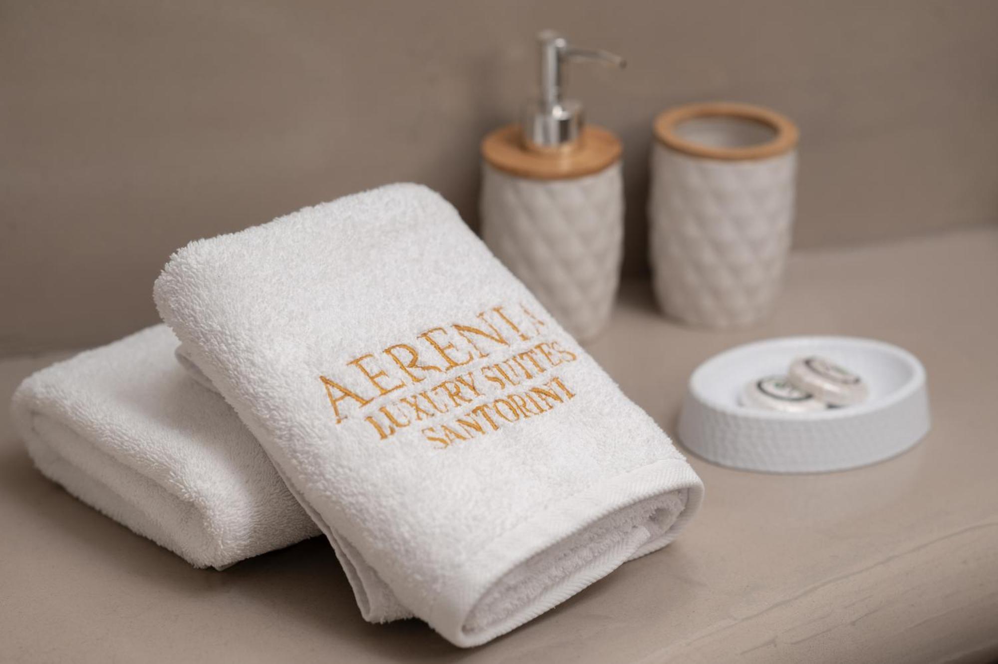 Aerenia Luxury Suites 卡特瑞杜斯 外观 照片